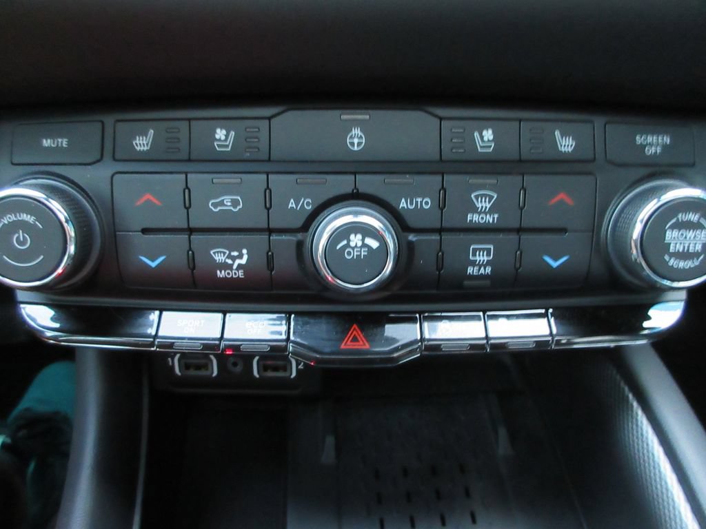 Used 2026 Dodge Durango GT AWD/4WD image 33