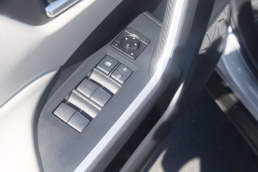 Certified 2019 Toyota RAV4 XLE AWD/4WD image 7