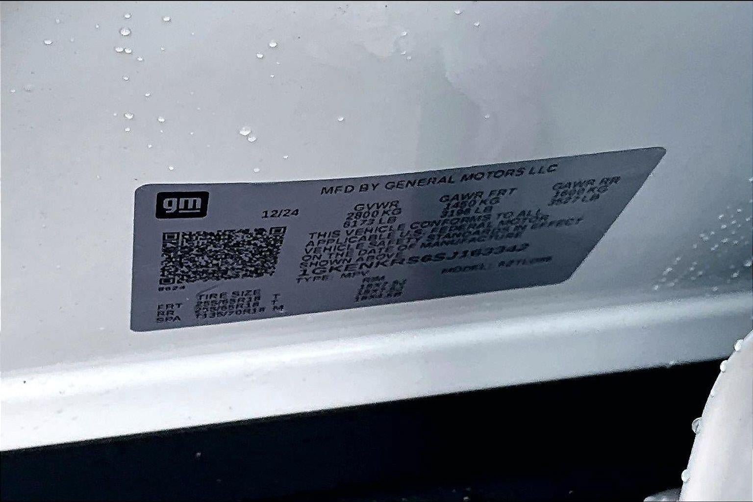 Used 2025 GMC Acadia Elevation FWD image 34