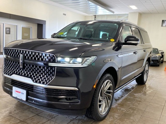 New 2027 Lincoln Navigator L Reserve AWD/4WD image 4