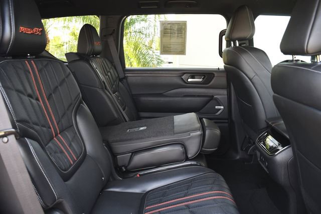 Used 2025 Nissan Armada PRO-4X AWD/4WD image 30