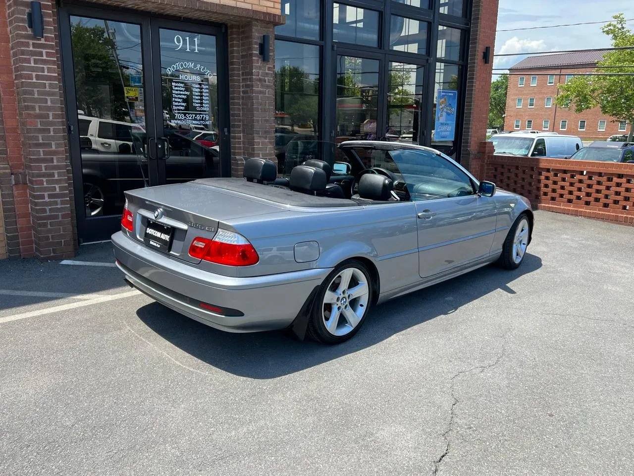 Used 2004 BMW 325Ci Convertible RWD image 10