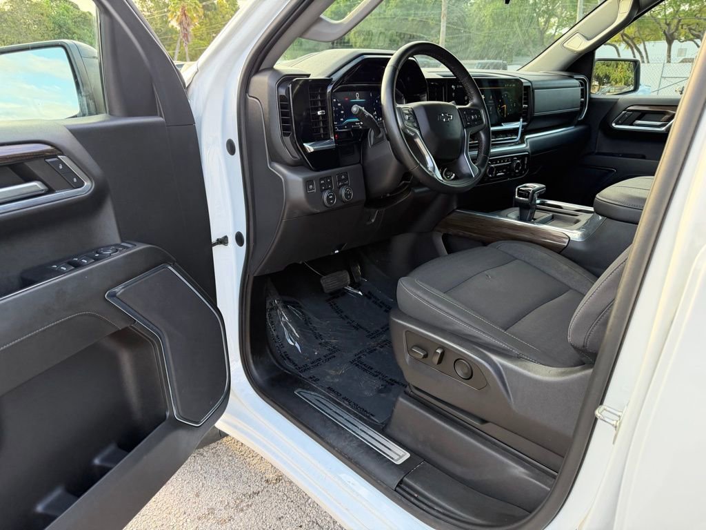 Used 2023 Chevrolet Silverado 1500 LT Trail Boss w/ Protection Package image 16