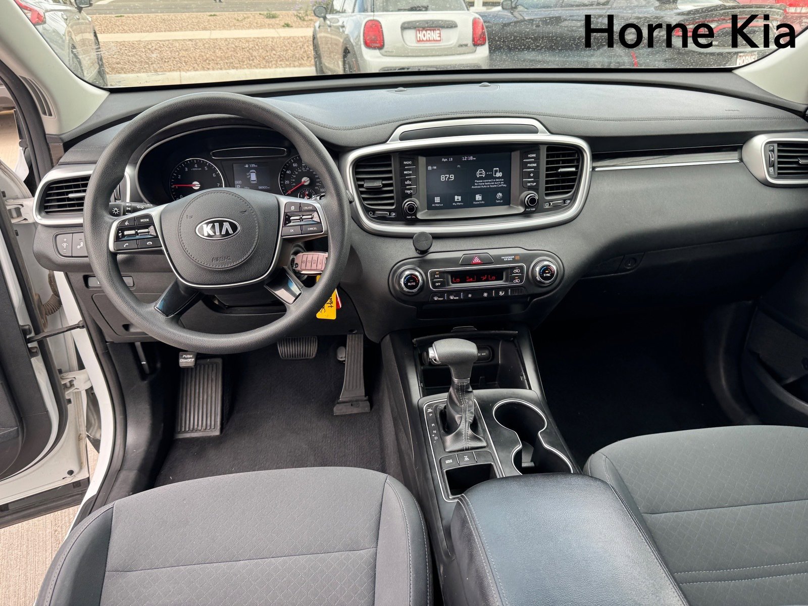 Used 2019 Kia Sorento LX image 14