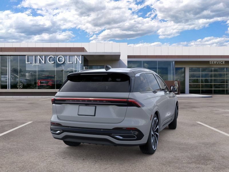 New 2026 Lincoln Nautilus Black Label AWD/4WD image 8