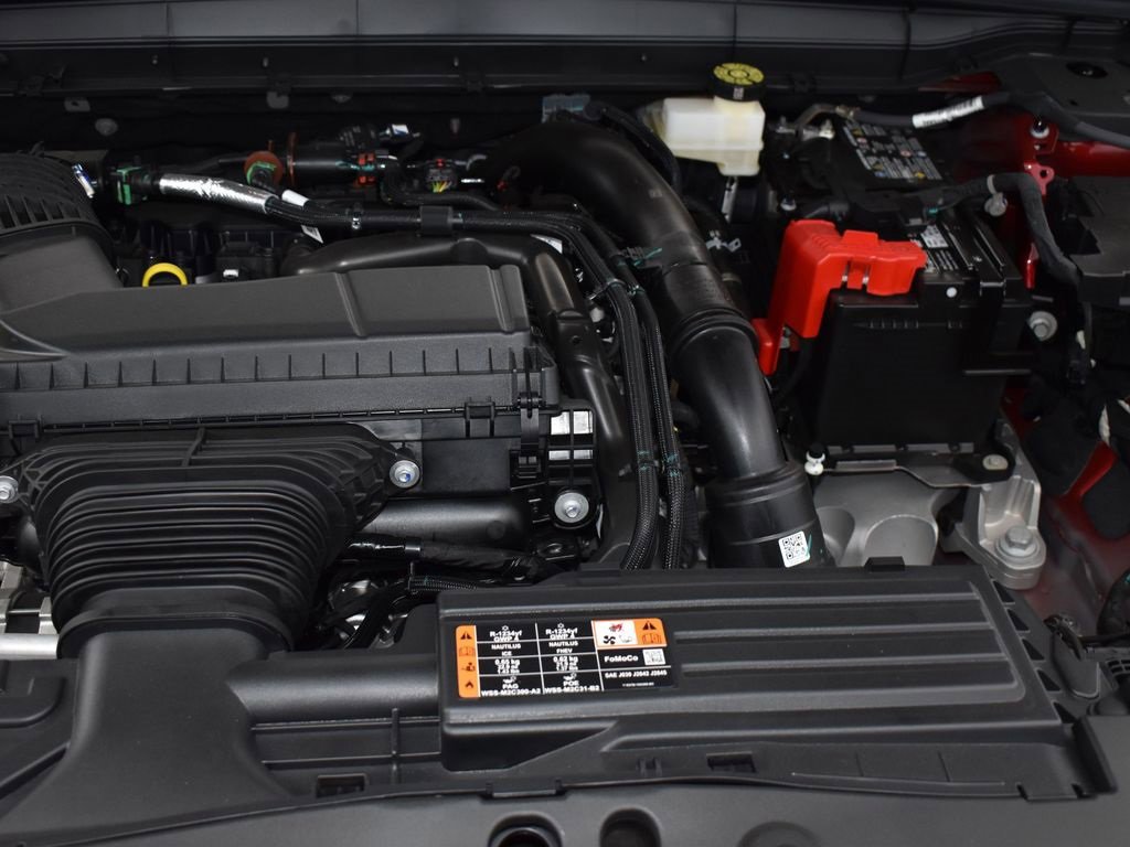 New 2025 Lincoln Nautilus Reserve w/ Jet Appearance Package image 16