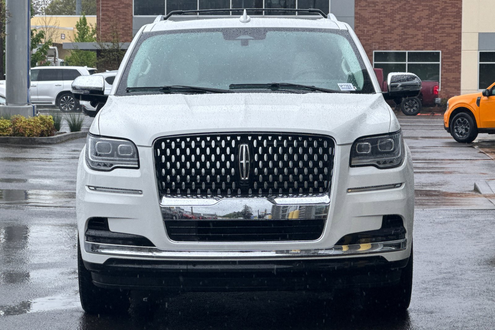 Certified 2024 Lincoln Navigator L Black Label AWD/4WD image 9