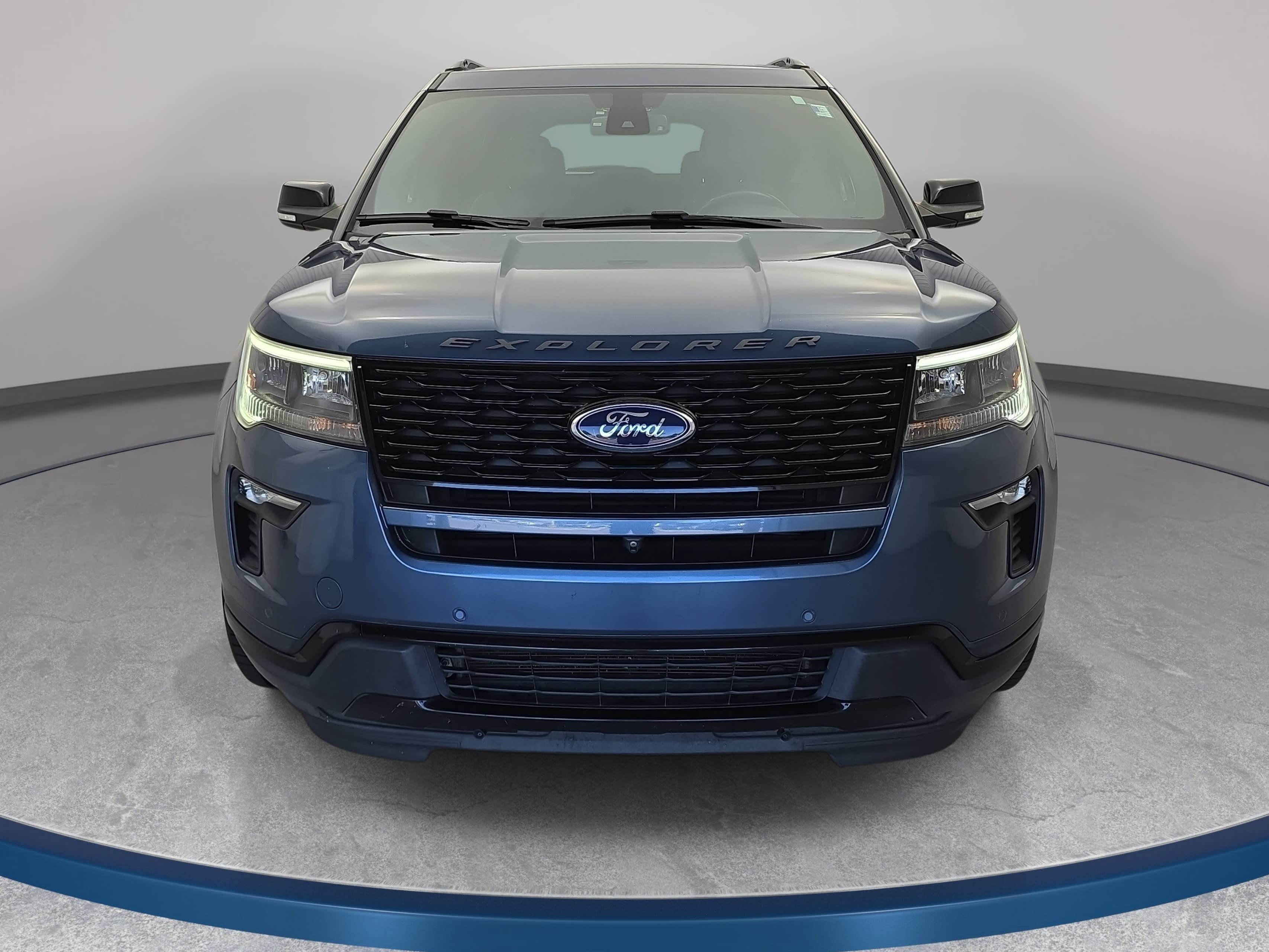 Used 2018 Ford Explorer Sport w/ Equipment Group 401A AWD/4WD image 2