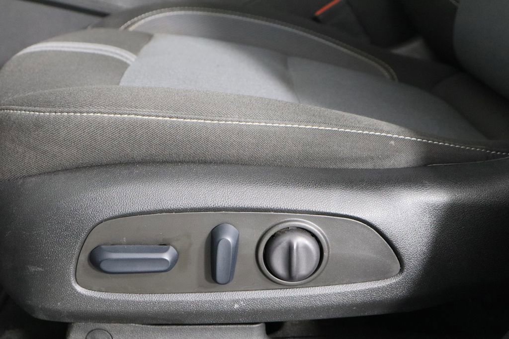 Used 2023 Chevrolet Blazer LT AWD/4WD image 24