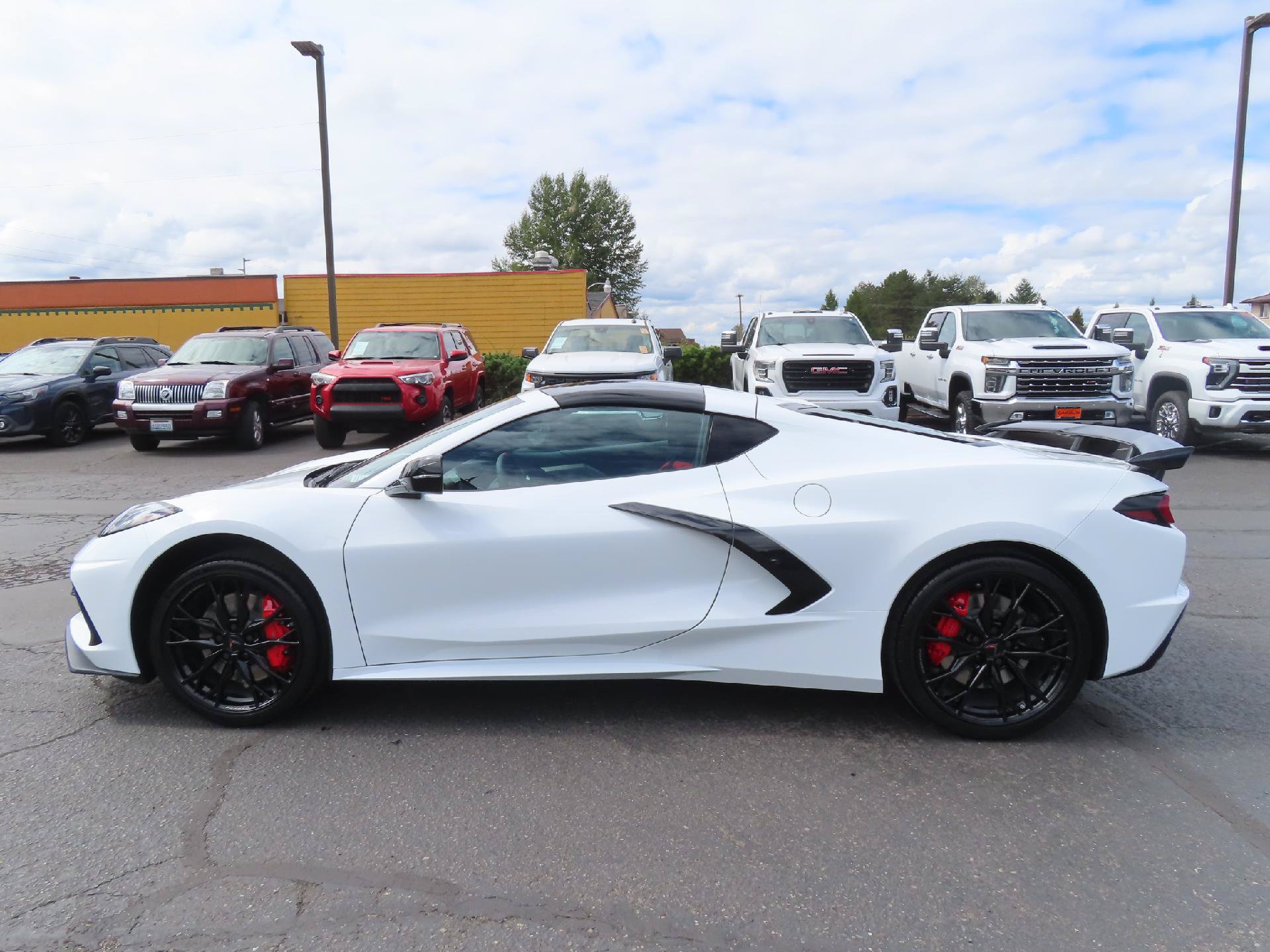 New 2027 Chevrolet Corvette Stingray Coupe w/ Z51 Performance Package RWD image 4