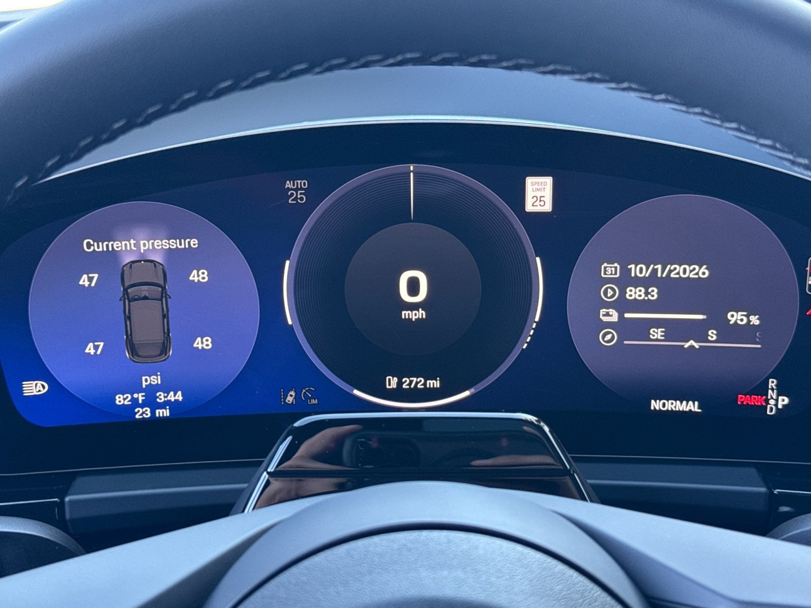 New 2026 Porsche Macan 4 Electric AWD/4WD image 16