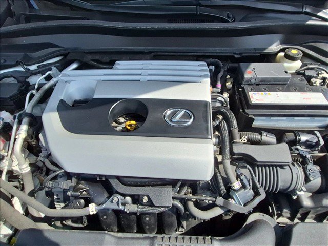 Used 2022 Lexus UX 200 w/ Accessory Package (Z2) FWD image 22