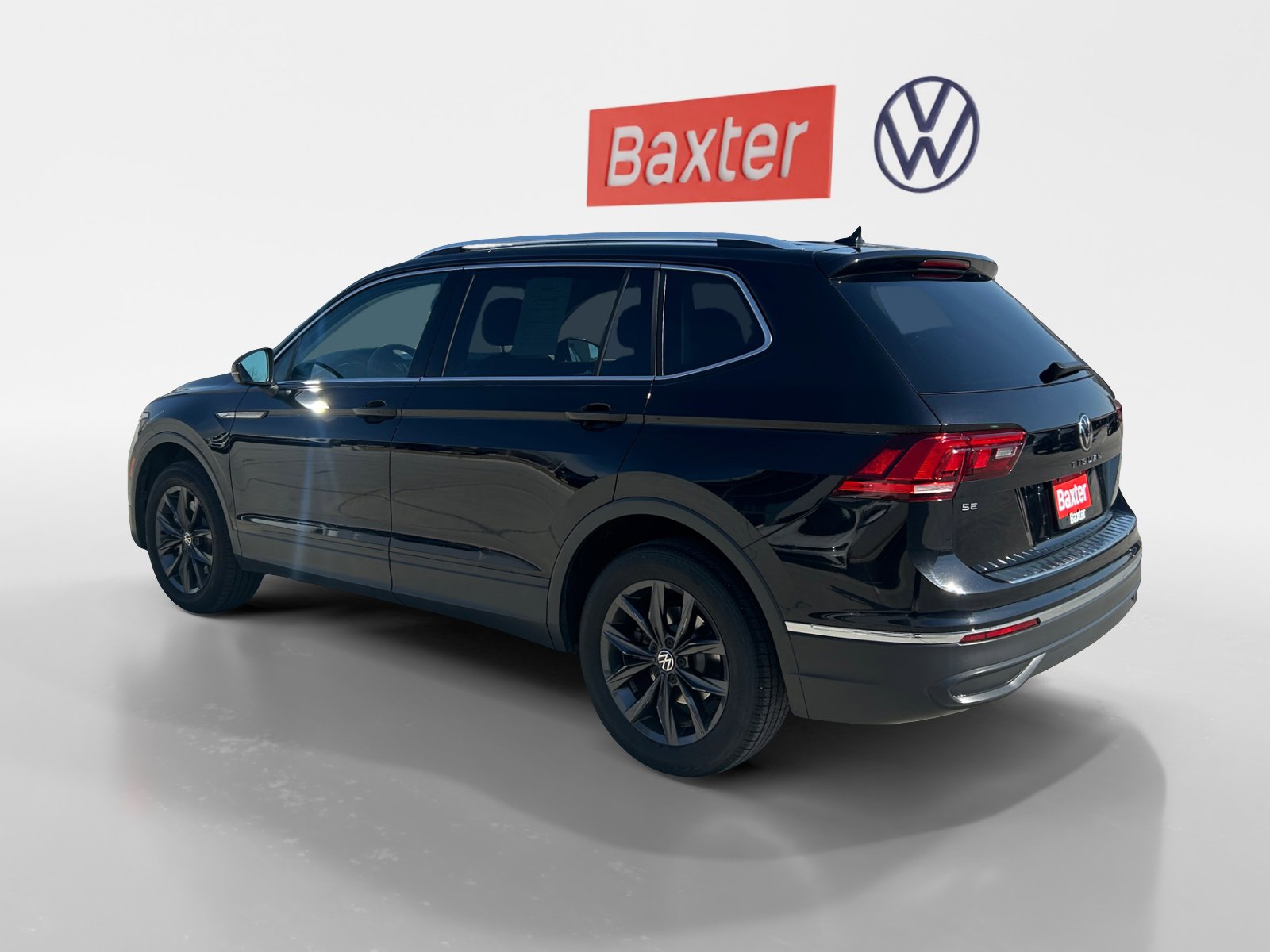 Certified 2022 Volkswagen Tiguan SE AWD/4WD image 3