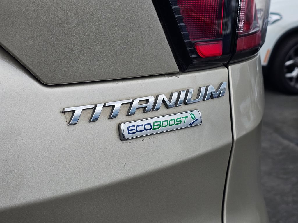 Used 2017 Ford Escape Titanium FWD image 15