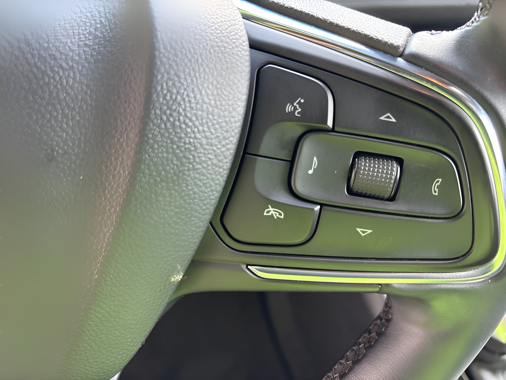 Used 2025 Buick Envista Avenir FWD image 15