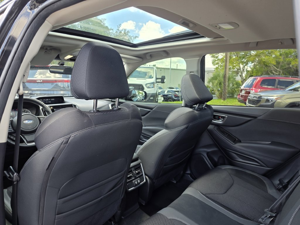 Used 2024 Subaru Forester Premium AWD/4WD image 17