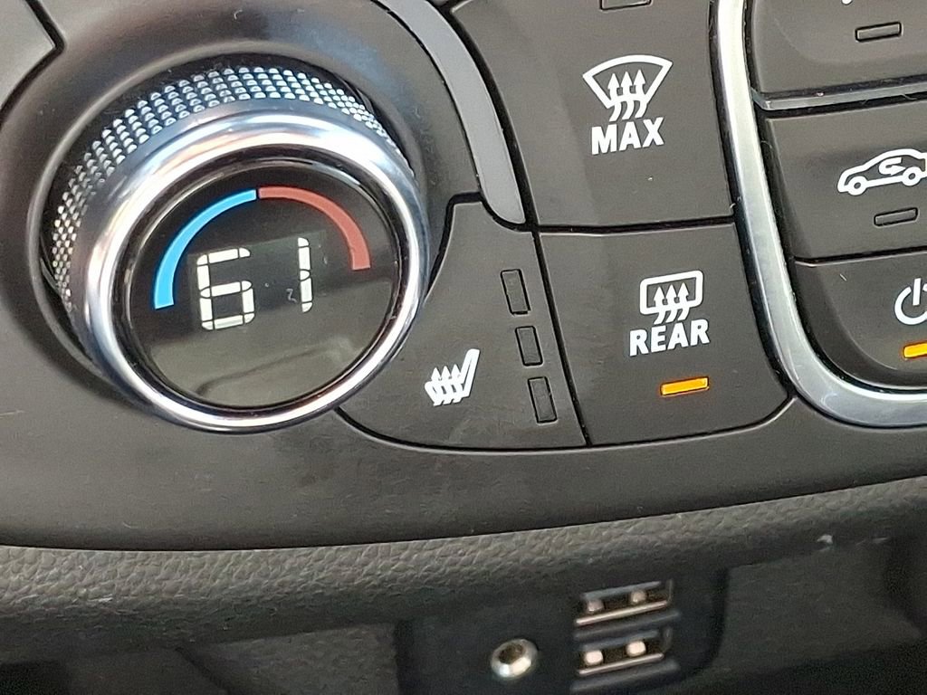 Certified 2023 Chevrolet Traverse Premier w/ Redline Edition image 24