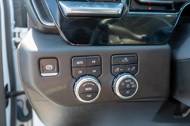 Used 2025 GMC Sierra 1500 Elevation AWD/4WD image 19