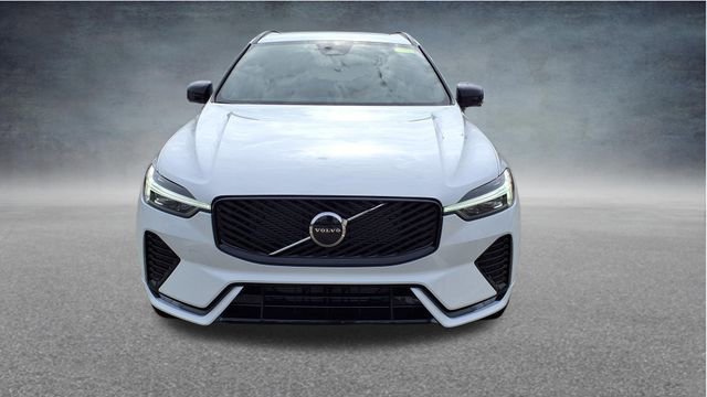 New 2026 Volvo XC60 B5 Core AWD/4WD image 2