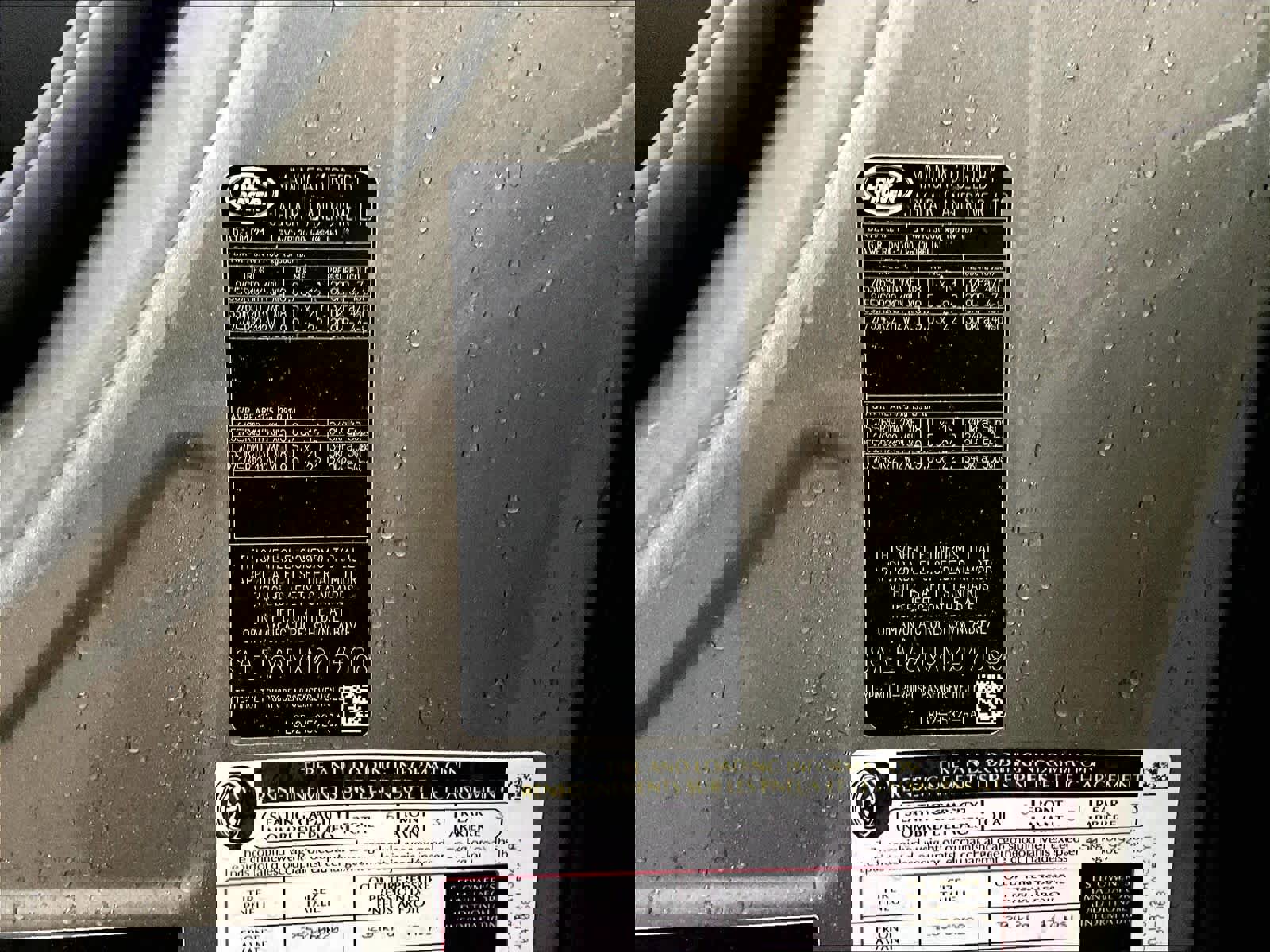 Used 2021 Land Rover Defender 90 First Edition image 33