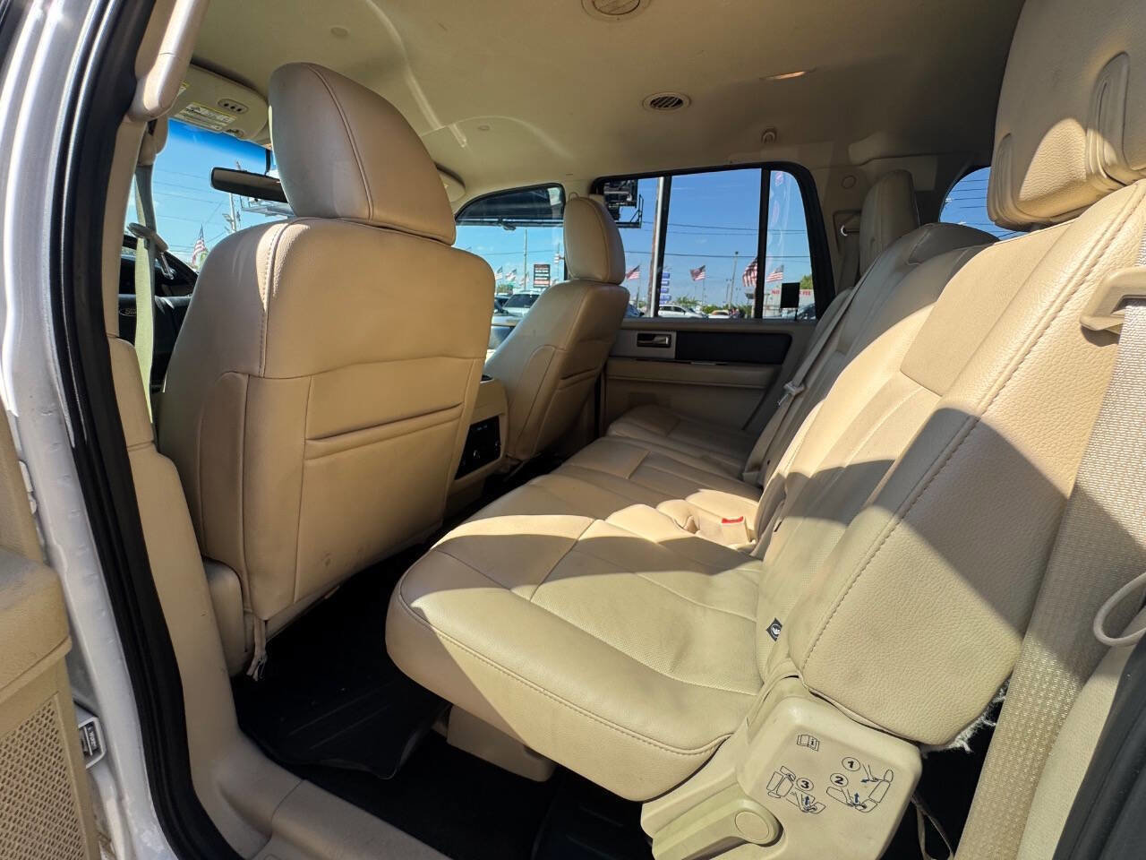 Used 2016 Ford Expedition EL XLT w/ Equipment Group 202A image 14