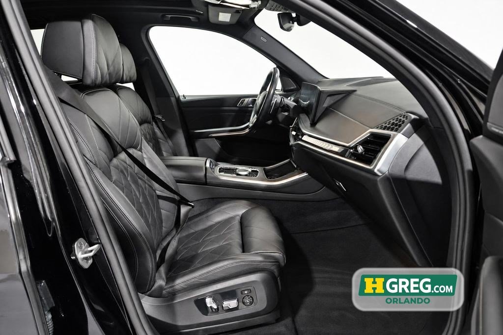 Used 2024 BMW X5 sDrive40i w/ Premium Package RWD image 16