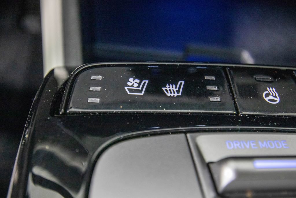 Used 2022 Hyundai Tucson Limited image 25