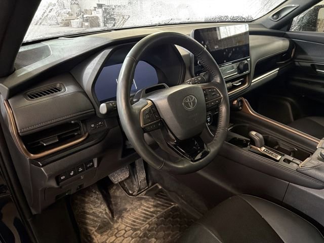 Used 2024 Toyota Grand Highlander MAX Platinum image 8