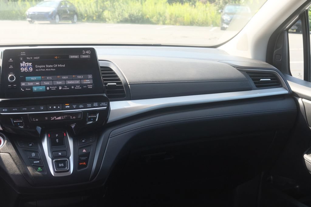 Used 2025 Honda Odyssey EX-L image 24