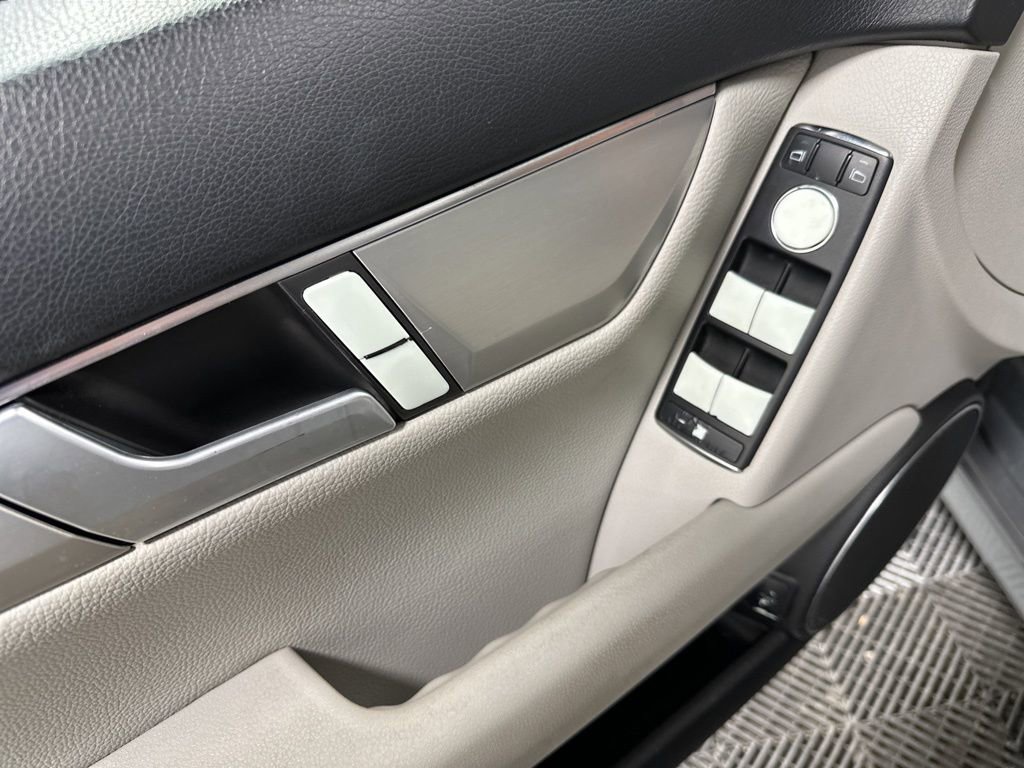 Used 2014 Mercedes-Benz C 250 Sedan image 14