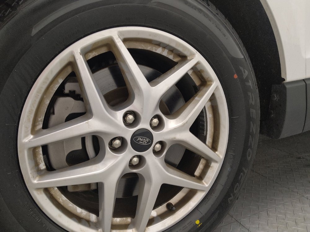 Used 2023 Ford Edge SEL image 31