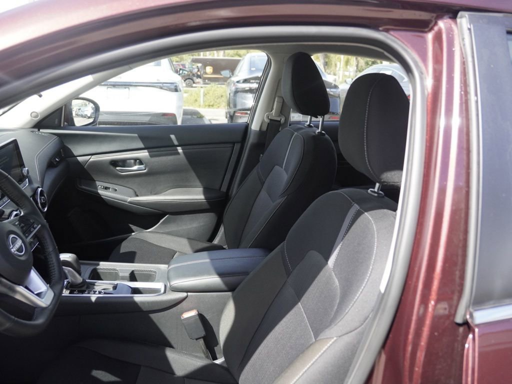Certified 2025 Nissan Sentra SV w/ All-Weather Package image 14