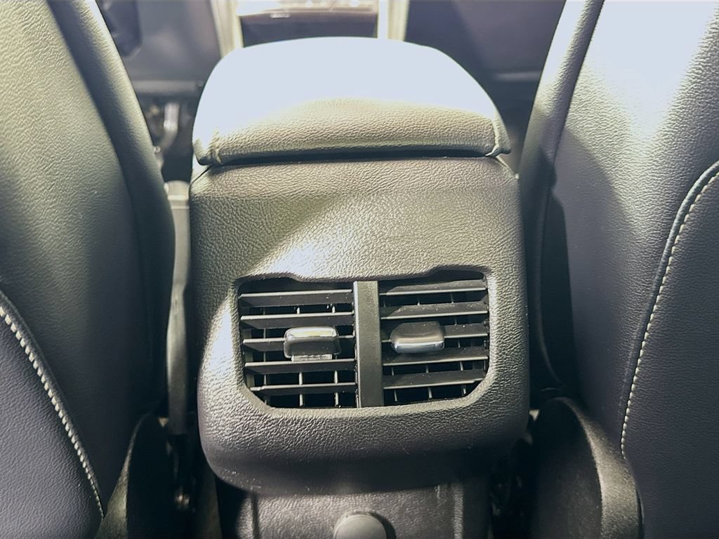 Used 2019 Ford Fusion Titanium FWD image 32