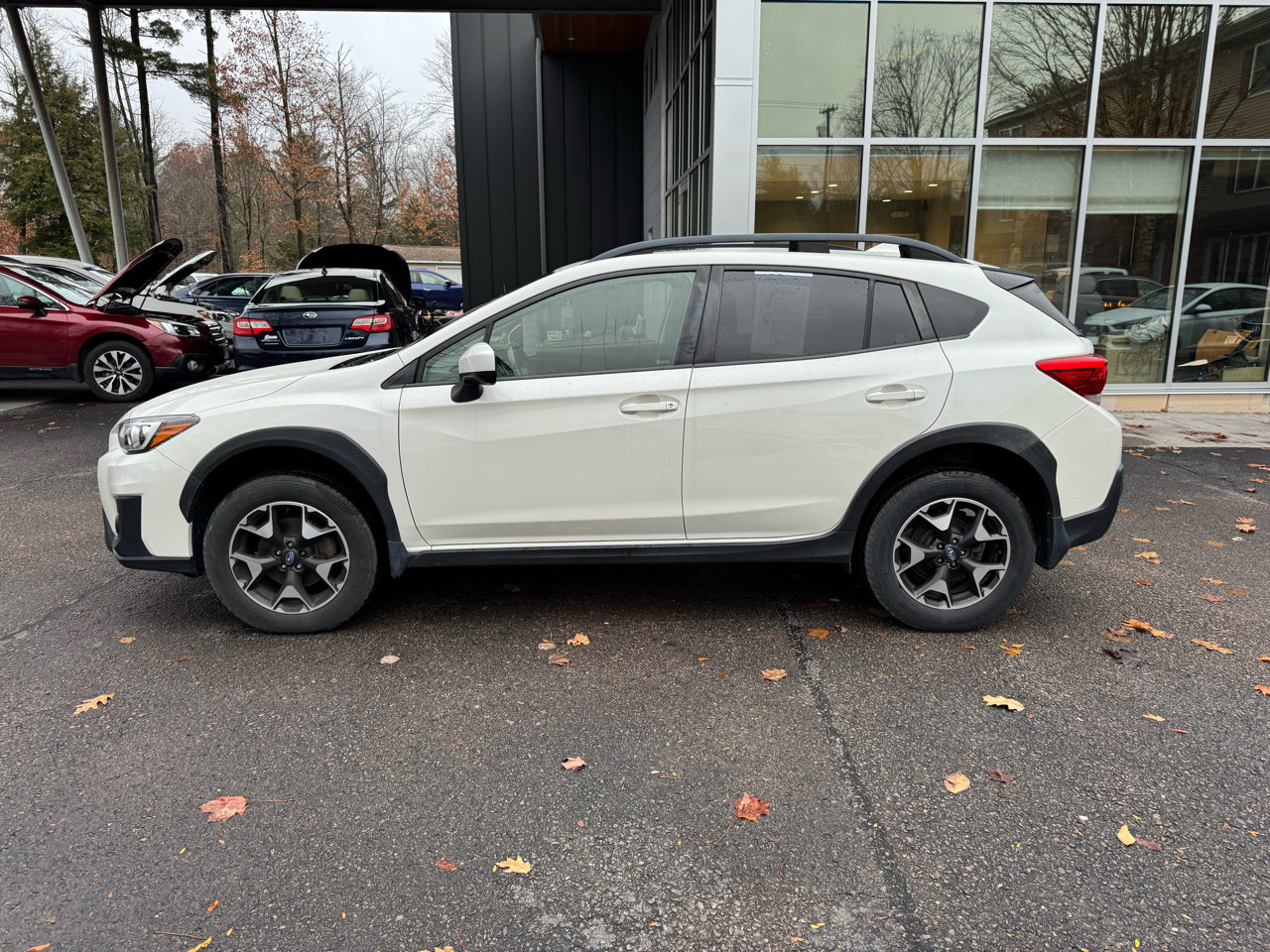 Used 2019 Subaru Crosstrek 2.0i Premium w/ Moonroof Package image 2