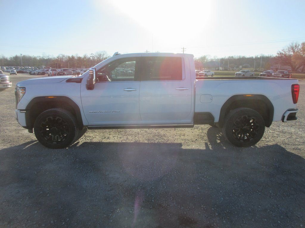 New 2026 GMC Sierra 2500 Denali Ultimate image 10