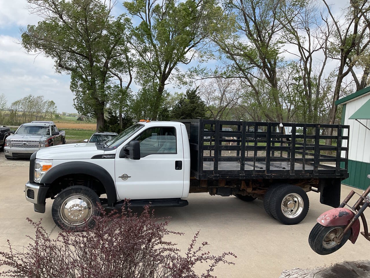 Used 2012 Ford F550 2WD Regular Cab Super Duty w/ Payload Upgrade Pkg image 20