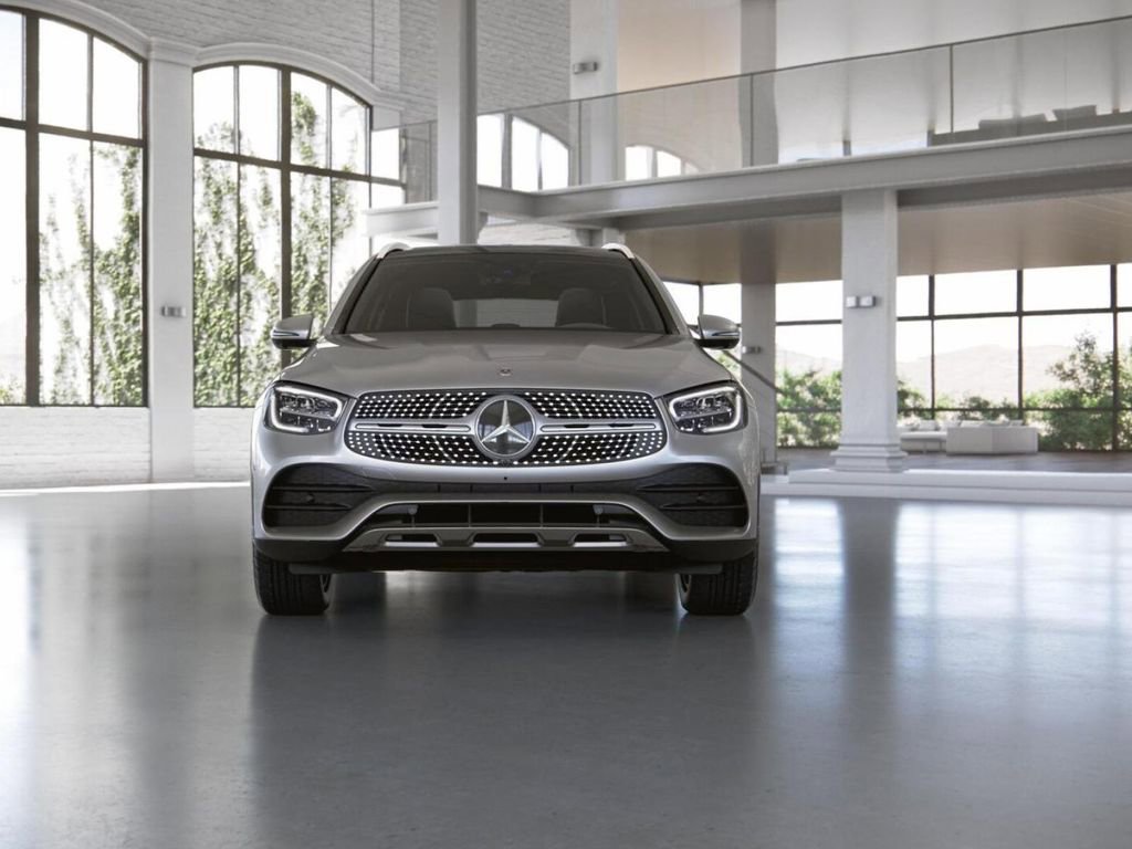 Used 2021 Mercedes-Benz GLC 300 4MATIC image 8