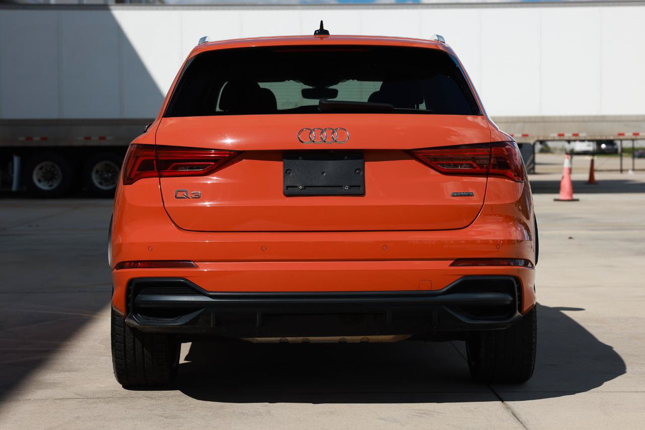 Used 2020 Audi Q3 2.0T Premium Plus w/ Premium Plus Package AWD/4WD image 7