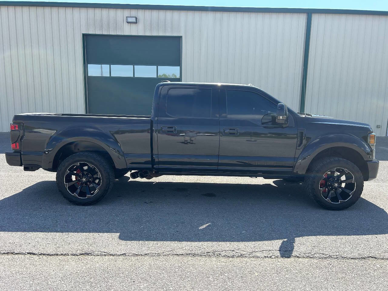 Used 2022 Ford F250 Lariat w/ Lariat Ultimate Package AWD/4WD image 7