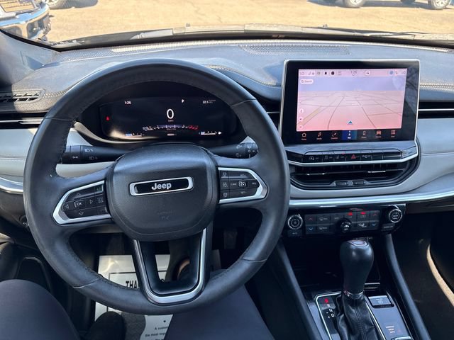 Used 2023 Jeep Compass Limited w/ Elite Group AWD/4WD image 10