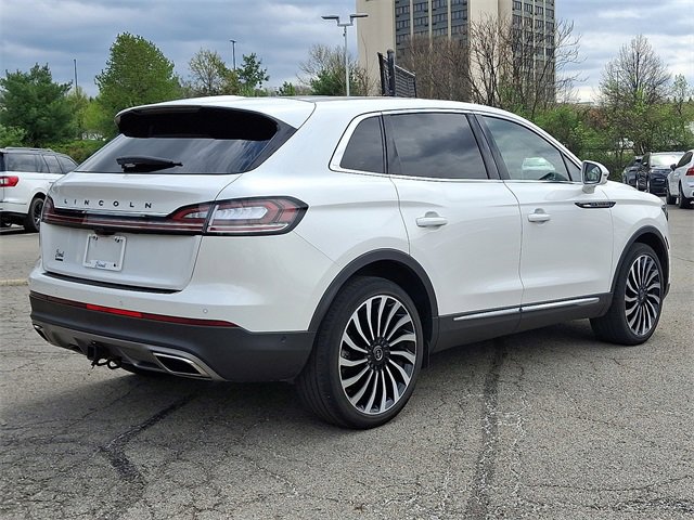 Used 2022 Lincoln Nautilus Black Label w/ Class II Trailer Tow Package image 6