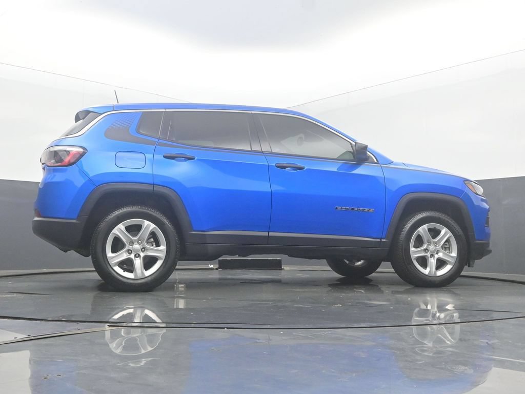 Used 2023 Jeep Compass Sport w/ Mopar Graphics Package AWD/4WD image 50