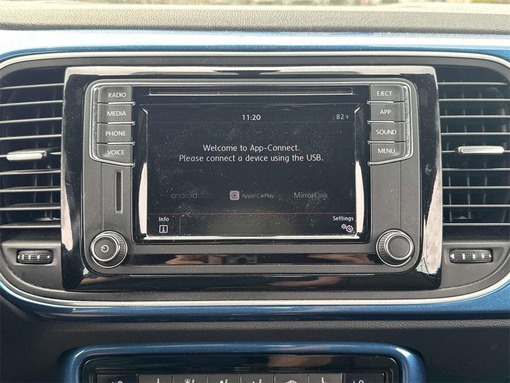 Used 2019 Volkswagen Beetle 2.0T SE image 17