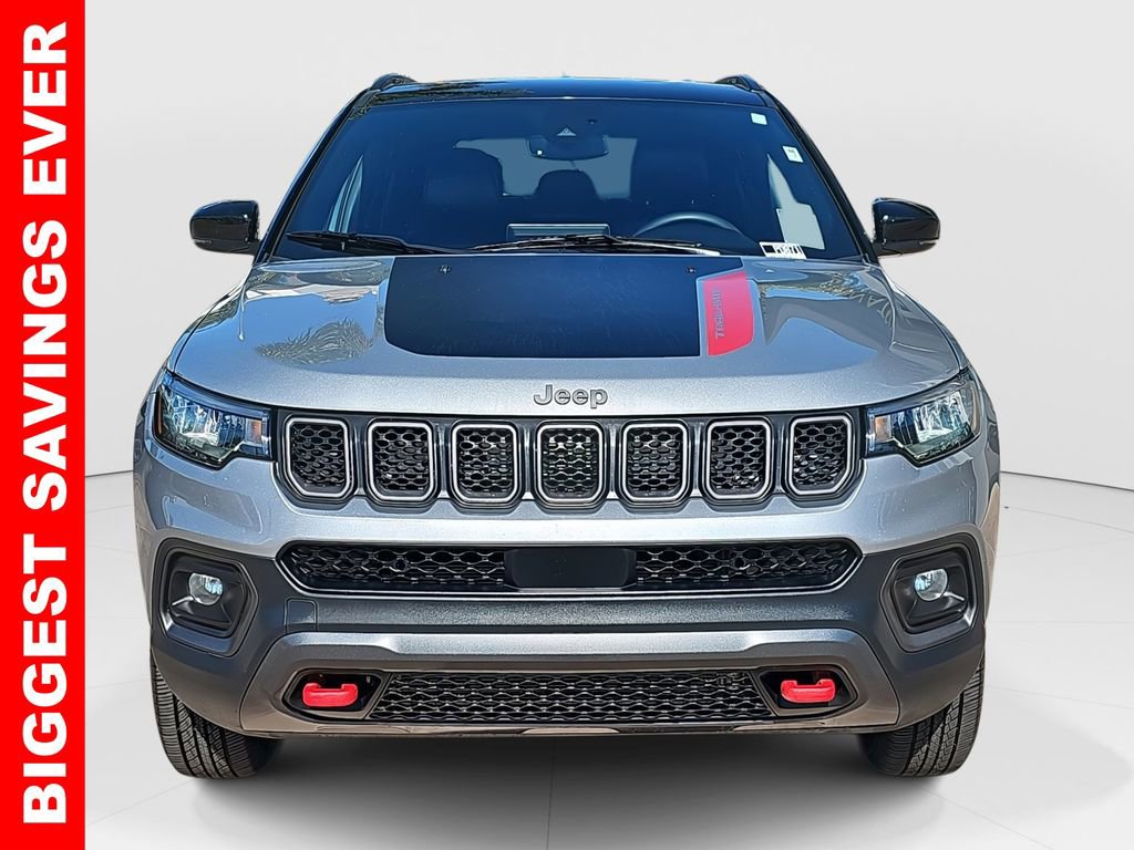 Used 2023 Jeep Compass Trailhawk image 8