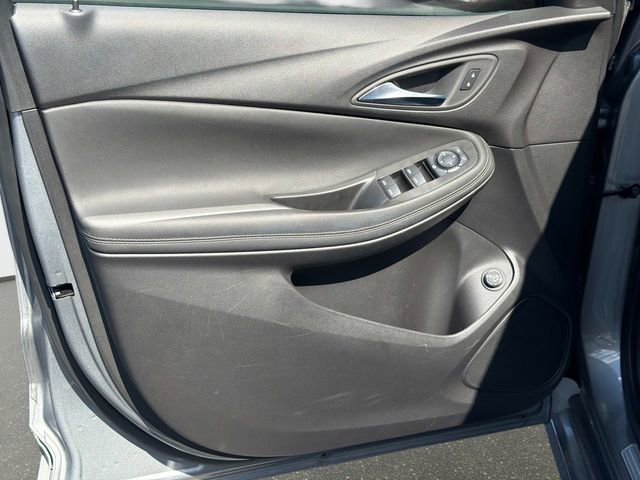 Used 2023 Buick Encore GX Select w/ Sport Touring Package image 16