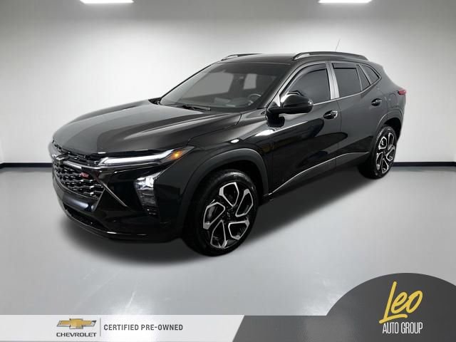 Used 2025 Chevrolet Trax RS w/ Driver Confidence Package FWD image 31