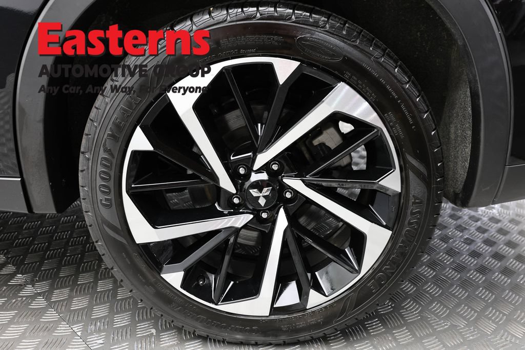 Used 2024 Mitsubishi Outlander SE AWD/4WD image 8