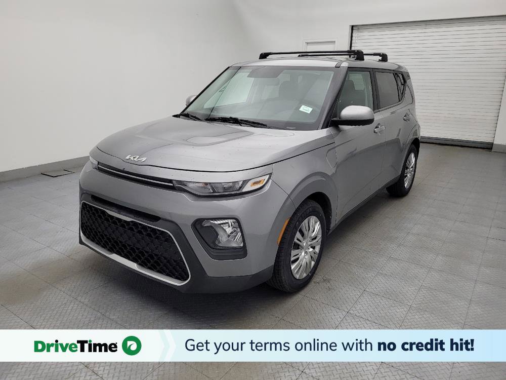 Used 2022 Kia Soul LX image 1