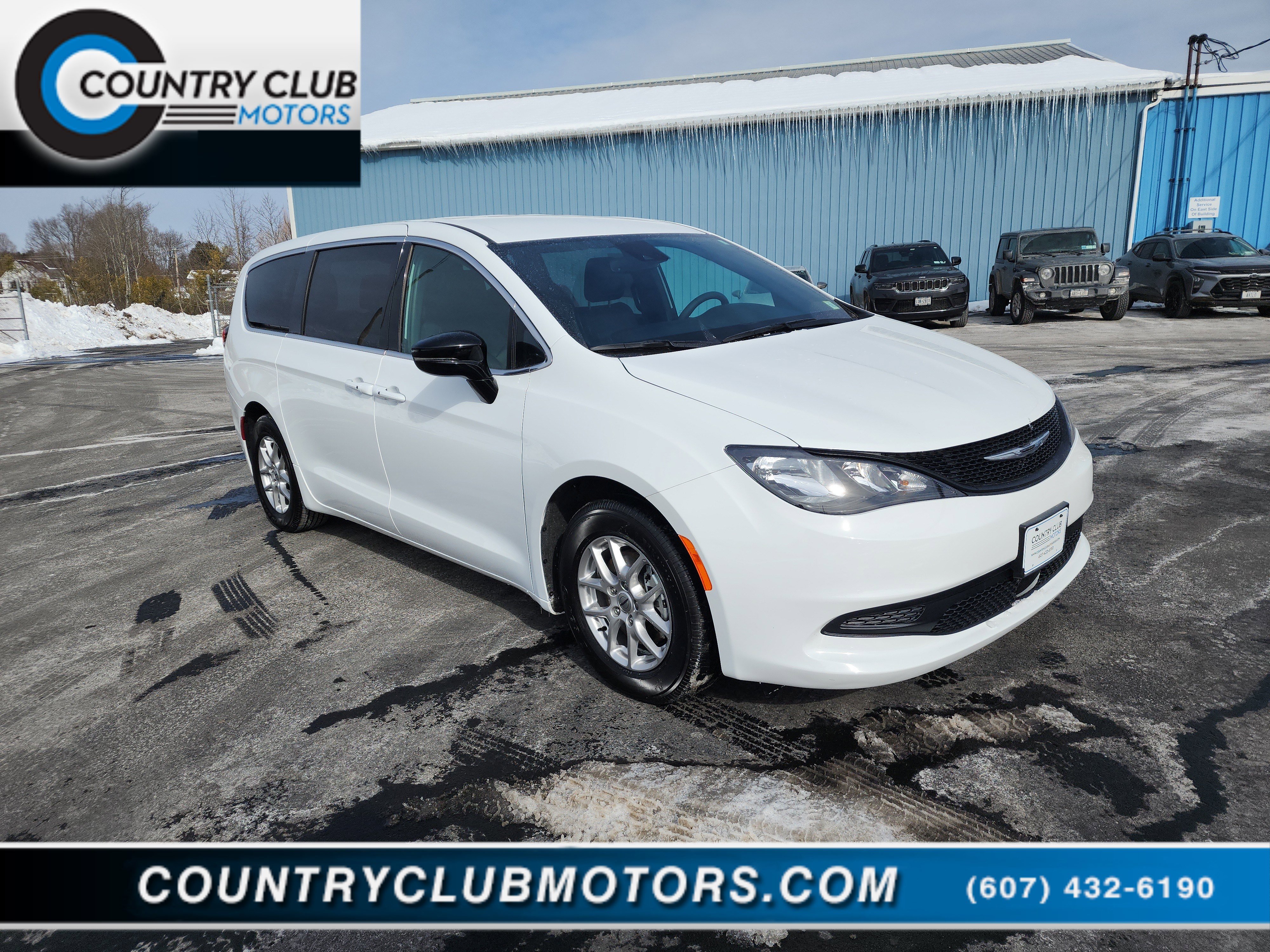 Used 2025 Chrysler Voyager LX