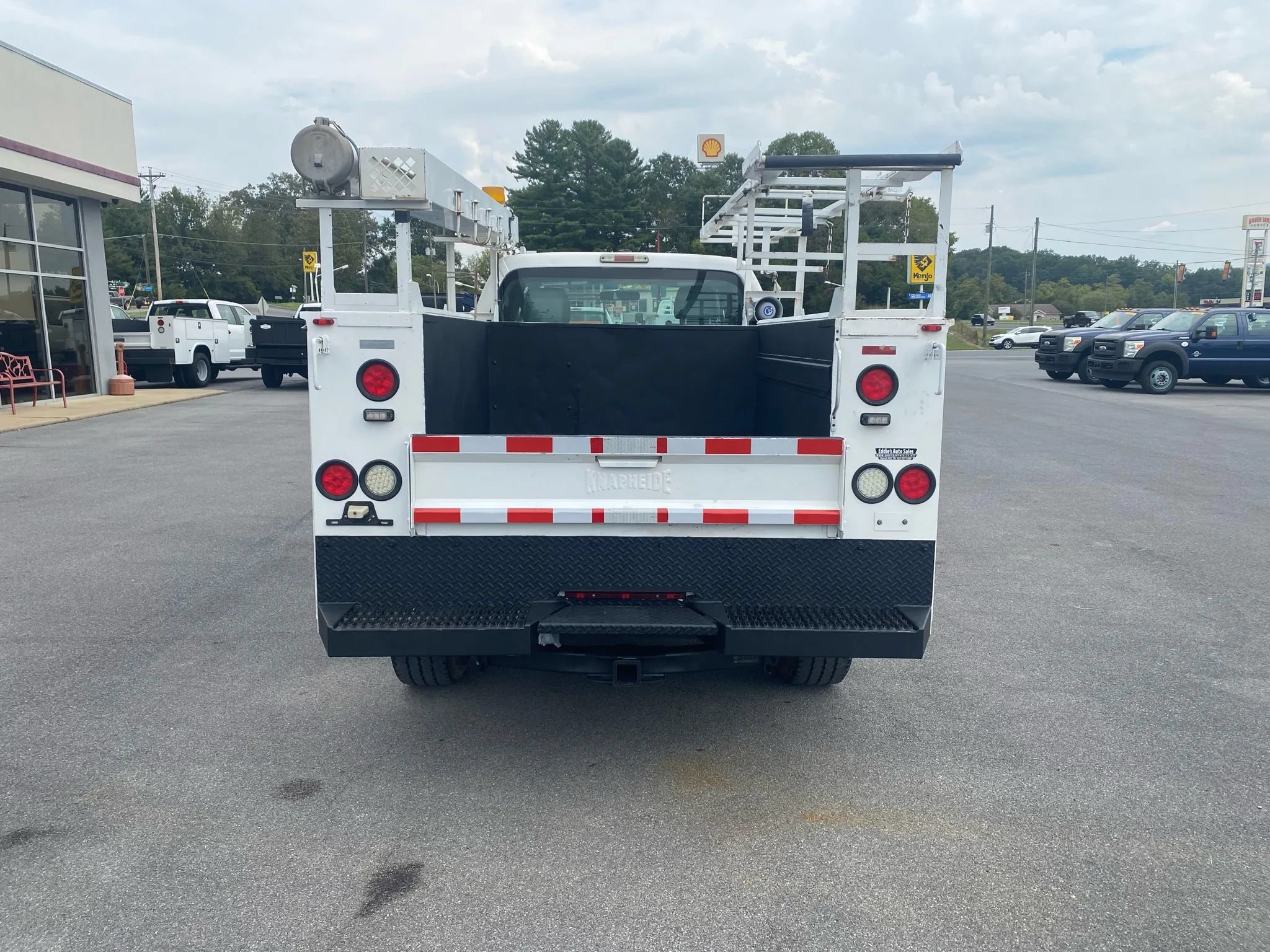 Used 2012 Ford F350 XL w/ PWR Equipment Group AWD/4WD image 6